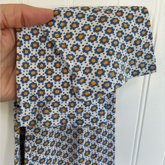 Misha And Puff Blue and White Flower Leggings 8Y - Picture 6 of 6